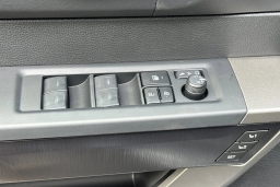 Toyota Tundra 4WD Platinum Hybrid CrewMax 6.5' Bed (Natl) 2026