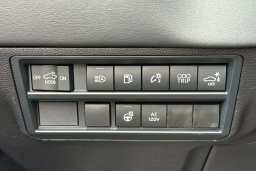 Toyota Tundra 4WD Platinum Hybrid CrewMax 6.5' Bed (Natl) 2026