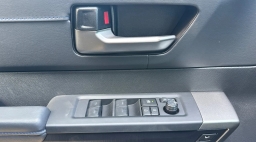 Toyota Tundra 4WD Platinum Hybrid CrewMax 6.5' Bed (Natl) 2026