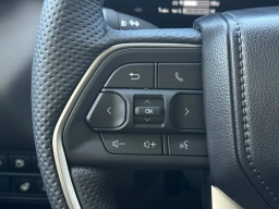 Toyota Tundra 4WD Platinum Hybrid CrewMax 6.5' Bed (Natl) 2026
