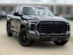 Toyota Tundra 2WD Limited CrewMax 5.5' Bed (Natl) 2026