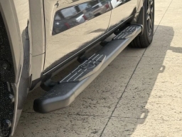 Toyota Tundra 2WD Limited CrewMax 5.5' Bed (Natl) 2026