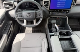 Toyota Tundra 2WD Limited CrewMax 5.5' Bed (Natl) 2026