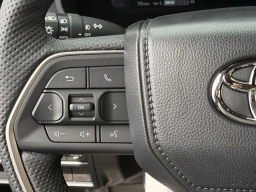 Toyota Tundra 2WD Limited CrewMax 5.5' Bed (Natl) 2026