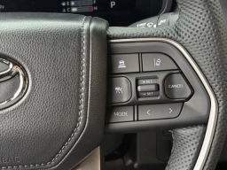 Toyota Tundra 2WD Limited CrewMax 5.5' Bed (Natl) 2026