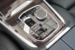 BMW X5 sDrive40i Sports Activity Vehicle 2026