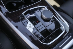 BMW X5 sDrive40i Sports Activity Vehicle 2026