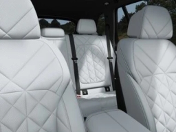 BMW X5 sDrive40i Sports Activity Vehicle 2026
