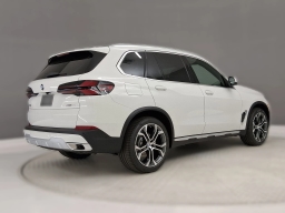 BMW X5 sDrive40i Sports Activity Vehicle 2026