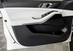 BMW X5 sDrive40i Sports Activity Vehicle 2026