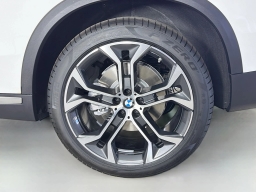 BMW X5 sDrive40i Sports Activity Vehicle 2026