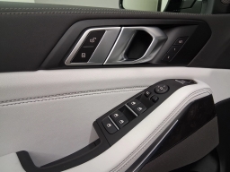 BMW X5 sDrive40i Sports Activity Vehicle 2026