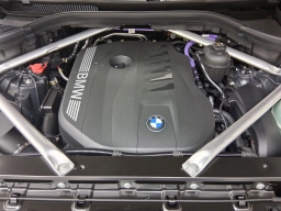 BMW X5 sDrive40i Sports Activity Vehicle 2026