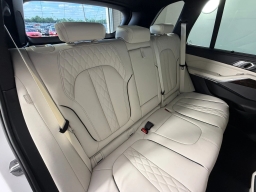 BMW X5 sDrive40i Sports Activity Vehicle 2026