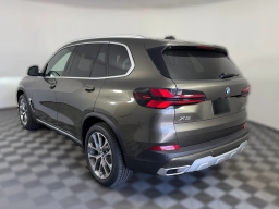 BMW X5 sDrive40i Sports Activity Vehicle 2026