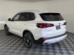 BMW X5 sDrive40i Sports Activity Vehicle 2026