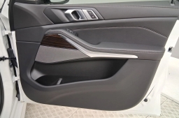 BMW X5 sDrive40i Sports Activity Vehicle 2026