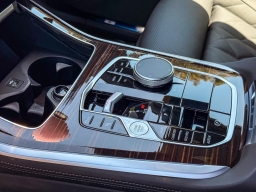 BMW X5 sDrive40i Sports Activity Vehicle 2026