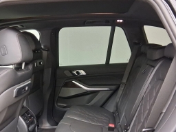 BMW X5 sDrive40i Sports Activity Vehicle 2026