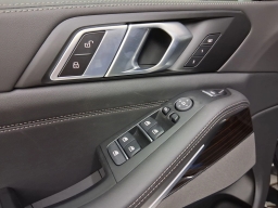 BMW X5 sDrive40i Sports Activity Vehicle 2026