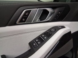BMW X5 sDrive40i Sports Activity Vehicle 2026