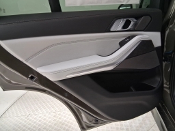BMW X5 sDrive40i Sports Activity Vehicle 2026