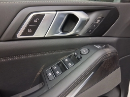 BMW X5 sDrive40i Sports Activity Vehicle 2026
