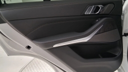 BMW X5 sDrive40i Sports Activity Vehicle 2026