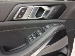 BMW X5 sDrive40i Sports Activity Vehicle 2026