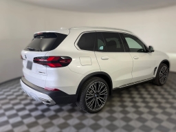 BMW X5 sDrive40i Sports Activity Vehicle 2026