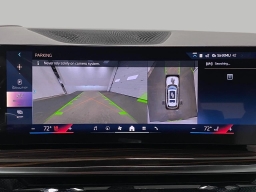 BMW X7 xDrive40i Sports Activity Vehicle 2026
