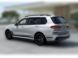 BMW X7 xDrive40i Sports Activity Vehicle 2027