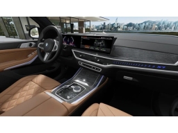BMW X7 xDrive40i Sports Activity Vehicle 2027