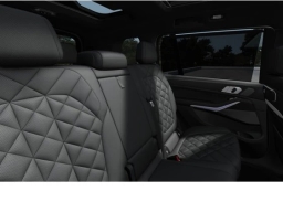 BMW X7 xDrive40i Sports Activity Vehicle 2027