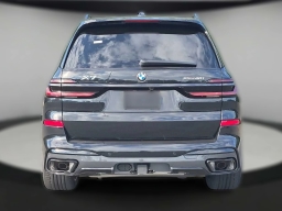 BMW X7 xDrive40i Sports Activity Vehicle 2027