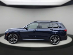BMW X7 xDrive40i Sports Activity Vehicle 2027
