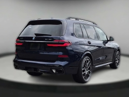 BMW X7 xDrive40i Sports Activity Vehicle 2027