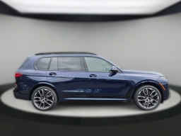 BMW X7 xDrive40i Sports Activity Vehicle 2027