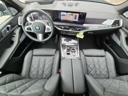 BMW X7 xDrive40i Sports Activity Vehicle 2027