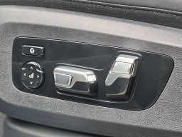 BMW X7 xDrive40i Sports Activity Vehicle 2027