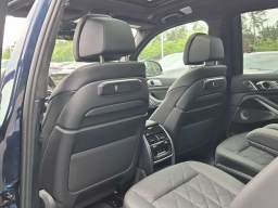 BMW X7 xDrive40i Sports Activity Vehicle 2027