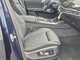 BMW X7 xDrive40i Sports Activity Vehicle 2027