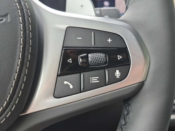 BMW X7 xDrive40i Sports Activity Vehicle 2027