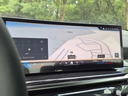 BMW X7 xDrive40i Sports Activity Vehicle 2027