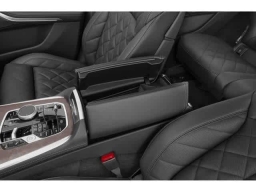 BMW X7 xDrive40i Sports Activity Vehicle 2026