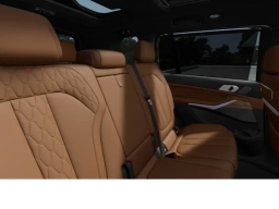 BMW X7 xDrive40i Sports Activity Vehicle 2027