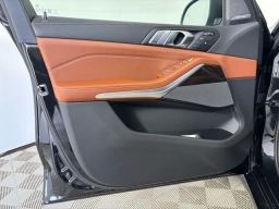 BMW X7 xDrive40i Sports Activity Vehicle 2027