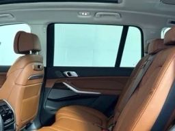 BMW X7 xDrive40i Sports Activity Vehicle 2027