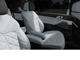 BMW X7 xDrive40i Sports Activity Vehicle 2027