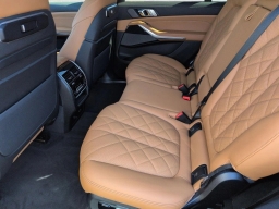 BMW X7 xDrive40i Sports Activity Vehicle 2026